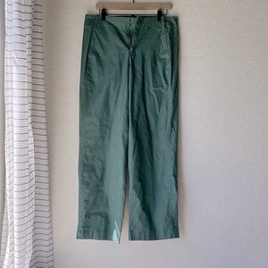 A NEW DAY green stretch straight leg pants. Size 10